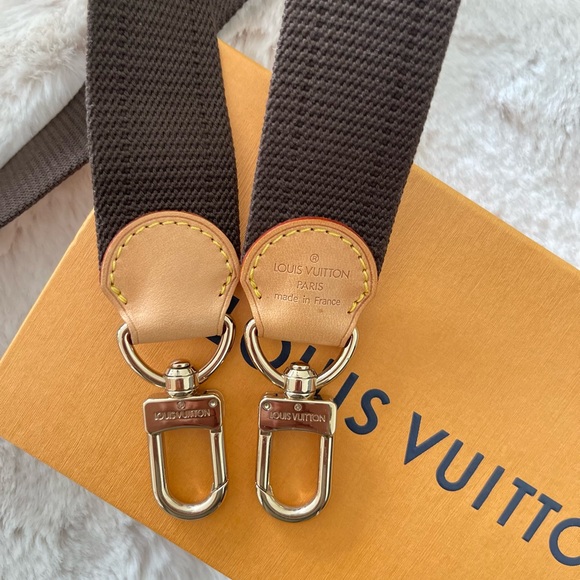 LV Canvas Adjustable Shoulder Strap - Picture 2 of 6